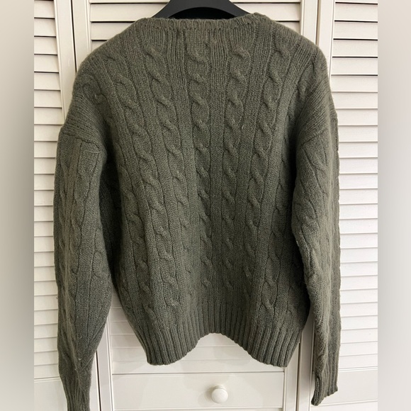 XL Men’s cable knit sweater - Picture 3 of 3